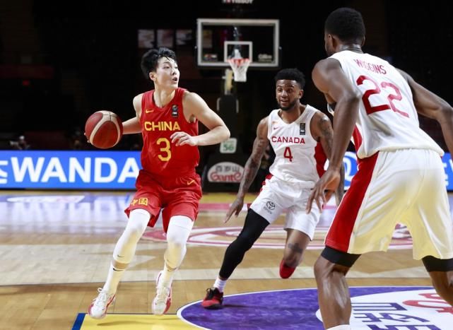 中国男篮|FIBA关注胡明轩：他的外号是“胡椒仔” 成长离不开杜锋的帮助