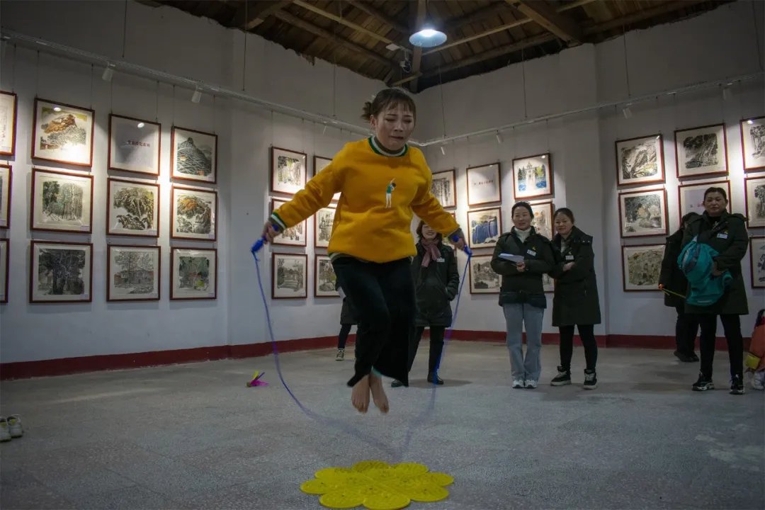 约惠“女神节”鸡公山风景区开展“促和谐 展风采”主题活动