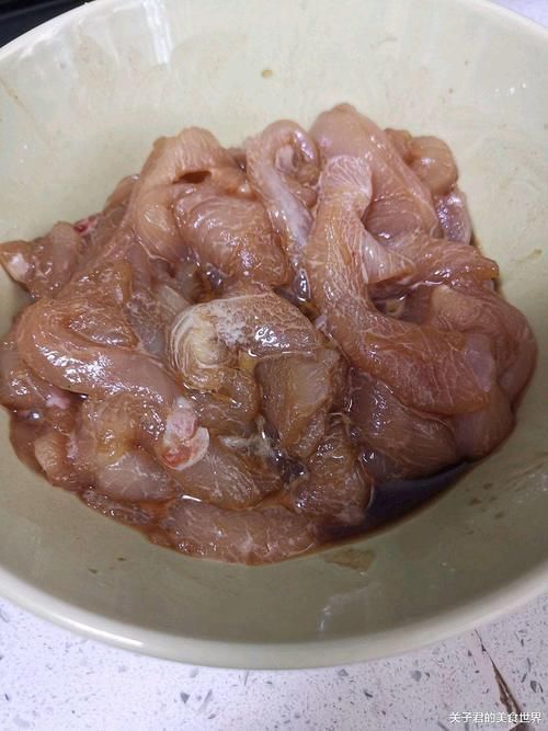 胡萝卜丝|洋葱和它是绝配,5分钟出锅,营养好吃,清肠降脂瘦身,多吃不腻