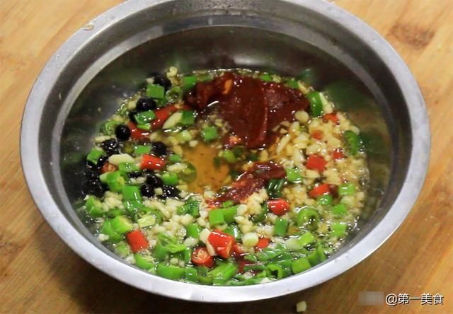 辣椒酱|凉拌豆腐怎么做好吃，关键在于料汁，大厨分享秘制配方，香辣爽口