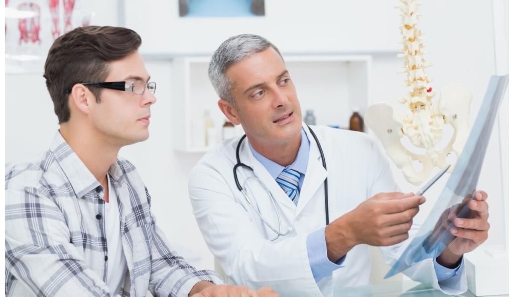 医生|男人小便分叉，拒绝同房，是前列腺“废了”？医生：2招可养好