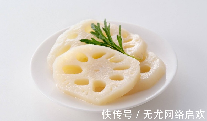 杜甫|3位穷秀才各写了首趣诗哭穷,都无一穷字却句句写穷,高手在民间