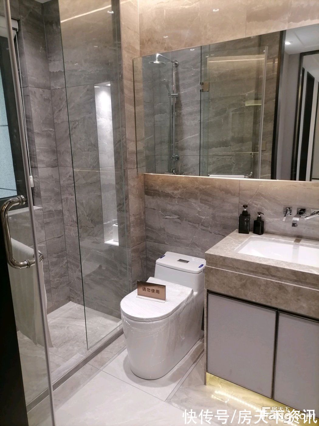 楼盘|请查收从湖州南浔区热门楼盘现场传来多张谍照（组图）