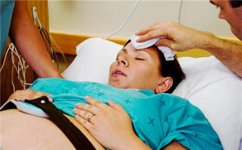 物品|产科医生:产妇进产房前准备这几样物品,生产时能少遭罪