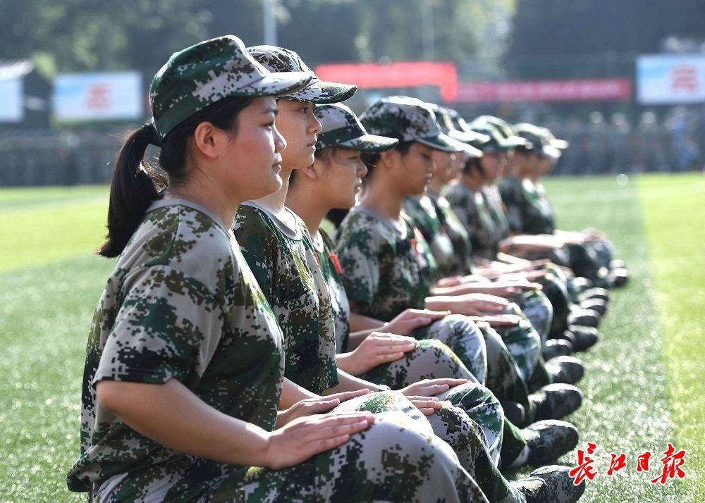 新生|华中科技大学新生开学，这是第一堂“必修课”