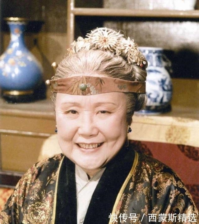 贾珠!贾宝玉VS贾琏,他俩谁在贾府的地位高?不同的身份给出了答案