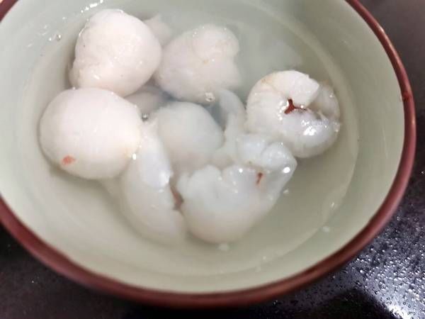 雕出|有荔枝包着莲心的荔枝肉,雕出颜值,唯妙唯肖