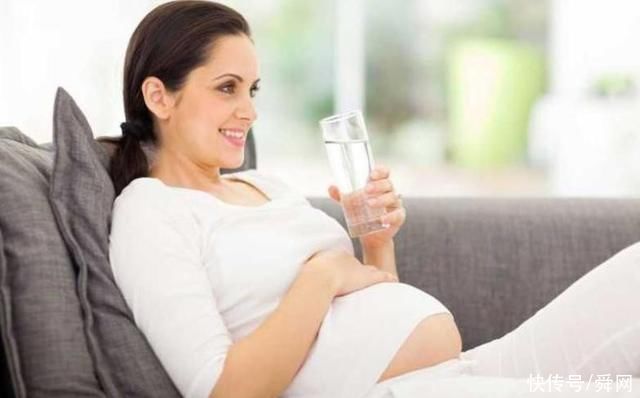 叶酸|孕期的前三个月特别重要，孕妇要谨慎做好这些事情，避免影响到胎儿发育!