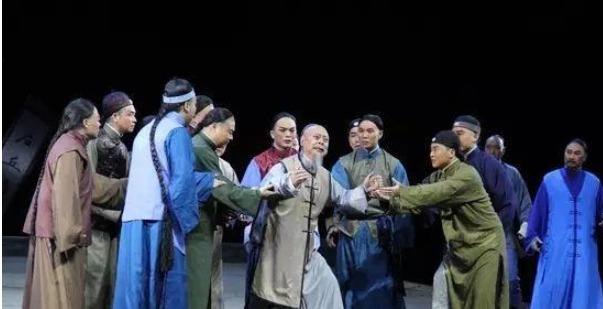 乾隆|乾隆的香妃想吃一口沙枣,结果害死2300多人