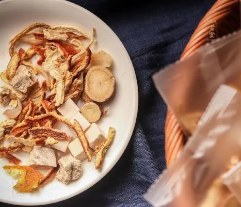 二陈汤|秋天是身体排痰最好的季节,这样做养肺排痰,清除体内陈年垃圾!