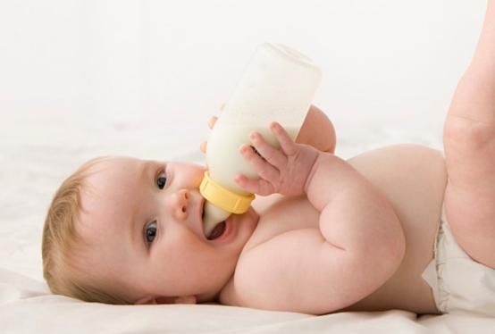 添加剂|牛奶营养丰富，给宝贝喝应注意筛选，不要被那些花样所欺骗