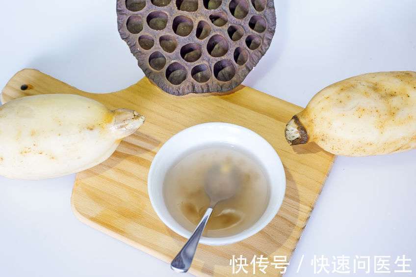 红豆薏米粥|湿气重的人代谢能力减弱，6种食物能祛体内湿气，懂得运用