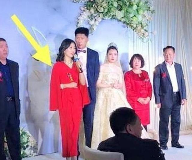 婚礼|最年轻婆婆气场碾压新娘,在婚礼致辞成C位,新娘表情瞬间变黑