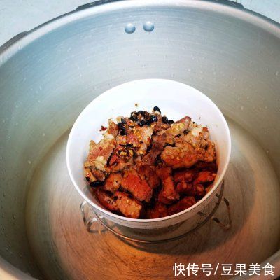 好妈妈|豆豉辣椒蒸五花肉这么做，健康还营养，好妈妈要收藏