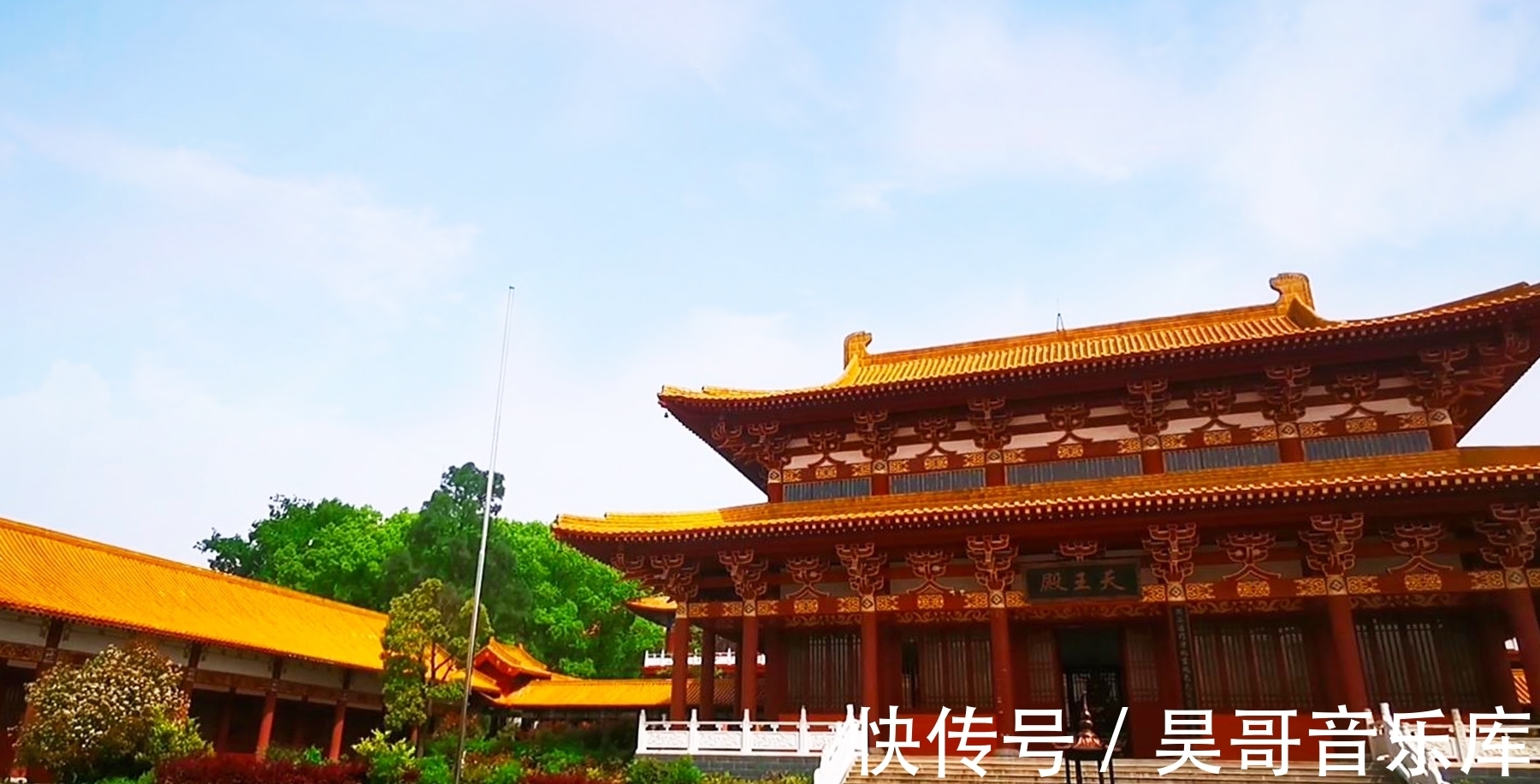 龚侏路上|一座没有主持的千年古寺，建在武汉郊区大山下，环境幽深的修行地