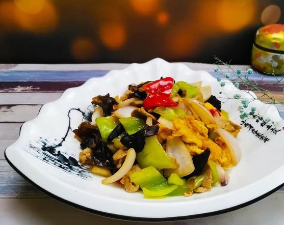 小炒|餐桌上的天然杀菌菜，1斤不到1块，入秋要多做给家人吃