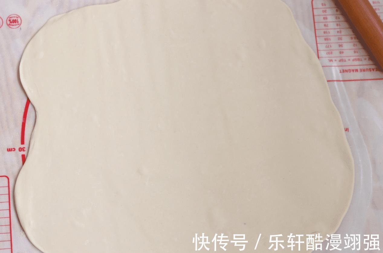 解馋|自制千层猪肉饼，好吃不腻，外皮酥脆，馅料鲜香，真解馋