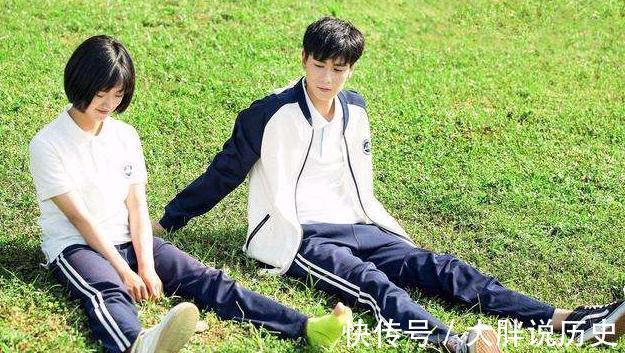 早恋|初中女孩的爱情观作文火了,网友:活了二十几年也没她看得透彻