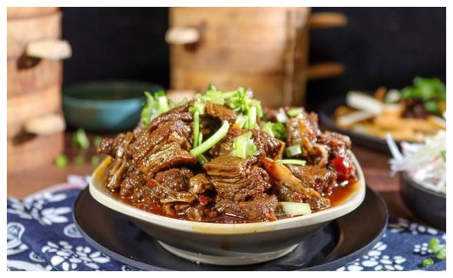 羊肉别总涮着吃，5种做法，鲜美不膻还不腻，伏天多吃祛湿排毒