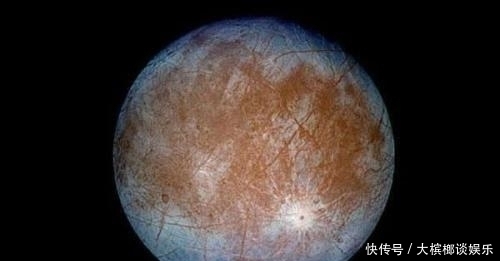 这颗星球是一个水的世界，有稀薄的大气层和氧气，可能存在生命