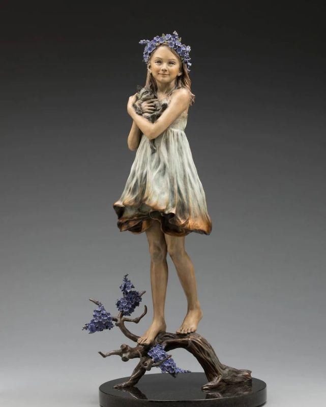 vega@被公认最具大师潜质的美女雕塑家,人体作品生动又别出心裁!