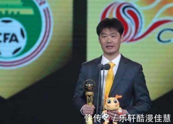 中超|央视直播国足“抗日击越”,郑智终于进国家队,艾克森或想回中超