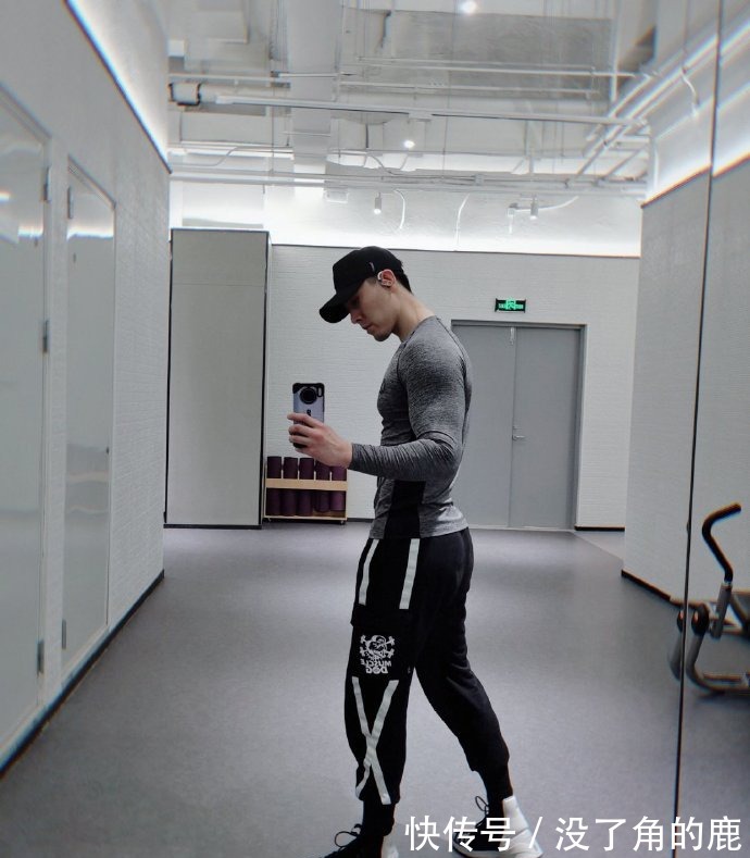 健身达人|身材如雕刻的肌肉奶爸,金牛座健身达人,一周至少保持五天训练!