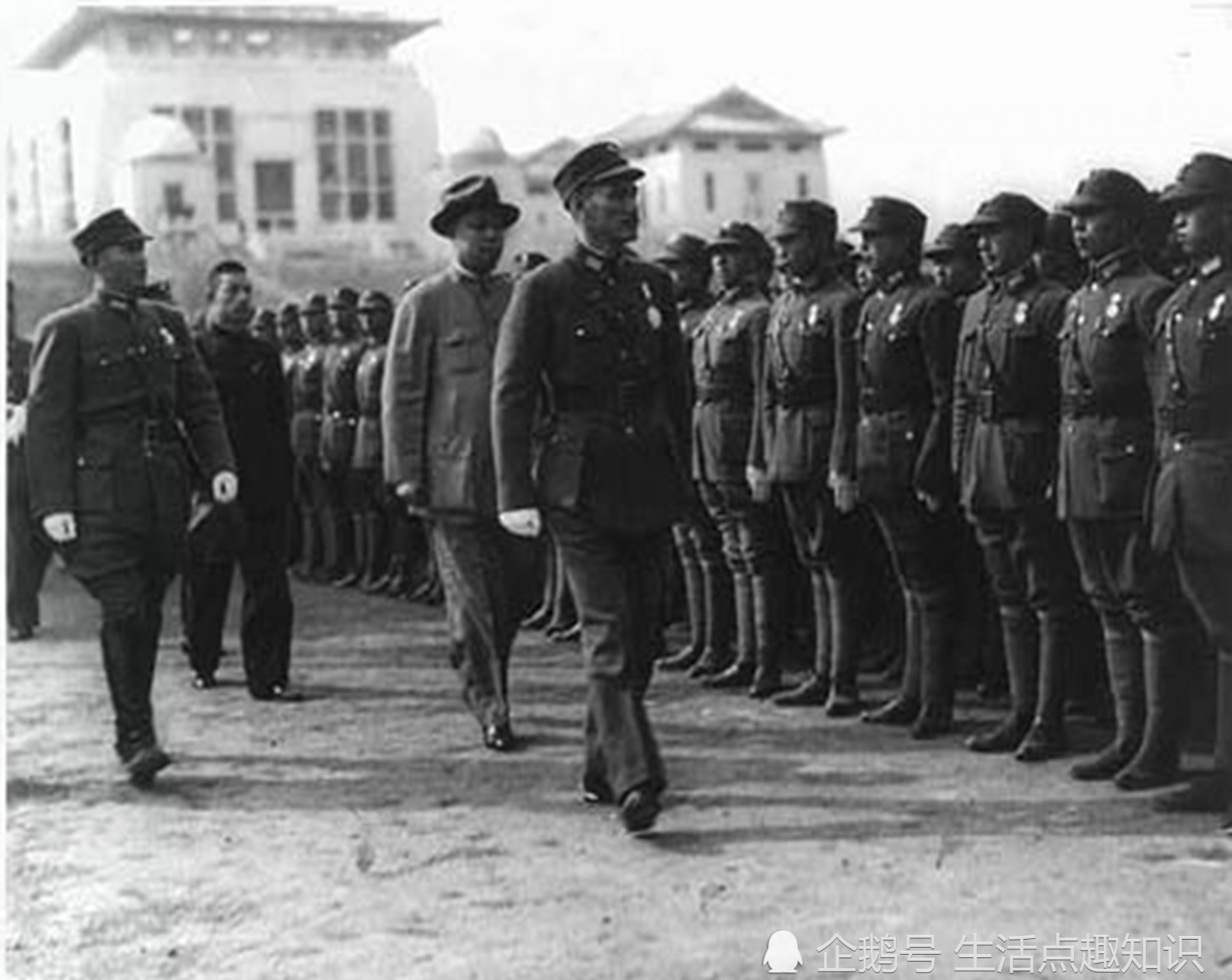 军事|蒋介石的军事水平到底如何？他的老对手李宗仁，20年后给出答案