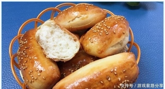 不用高筋面粉，不用揉出筋膜，一样做出好吃的面包