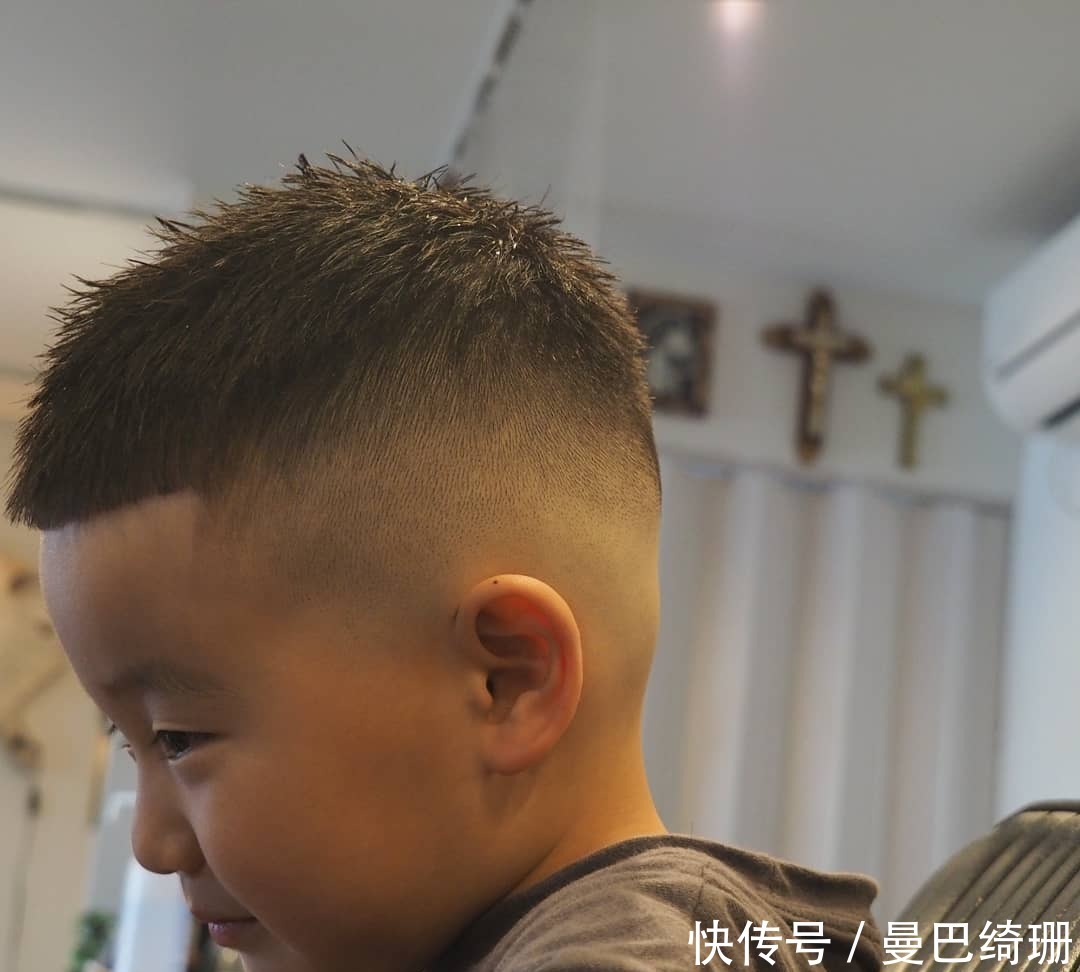 有型|2021小男孩时尚发型15款,又帅又有型,剪完真精神