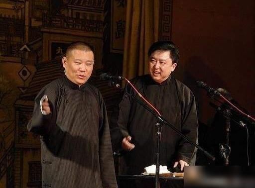 偏偏|相声界两大泰斗,一个自命不凡一个偏偏江郎才尽