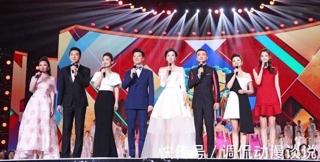 央视注入新鲜血液,主持人竞争压力太离谱,口碑决定发展上限