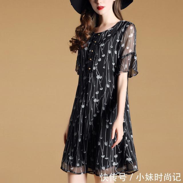 小女人 时尚优雅的连衣裙,让你瞬间变身精致小女人,怎么搭都不错