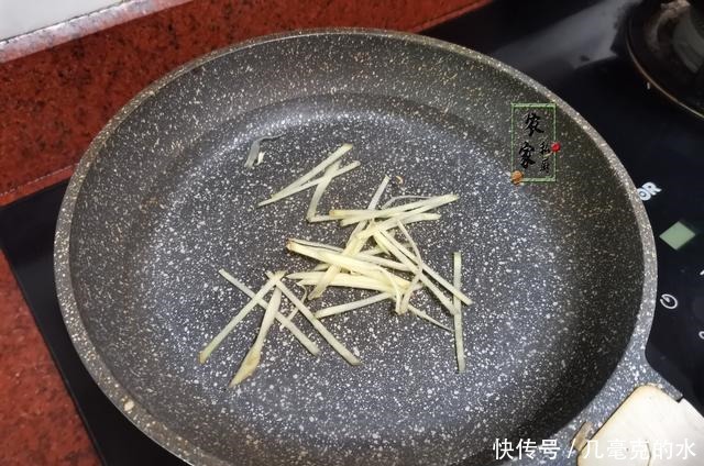 红糖|女人手脚冰凉,常煮它吃,每天一小碗好处多,冬天多吃手脚都暖和