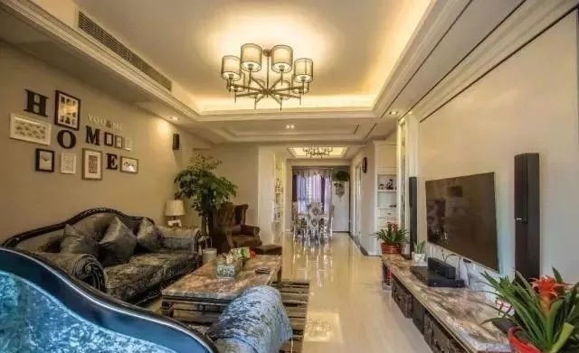 三居室|新房入住一年,忍不住晒晒,入户鞋柜最实用了,客厅大气漂亮!