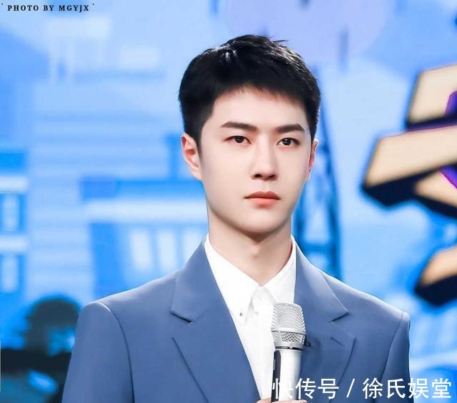 杨凯|王一博录制《街舞4》路透,王一博《天天向上》预告蓝色西装好正