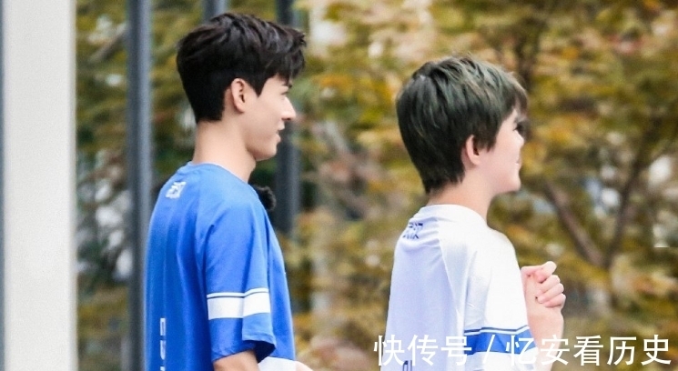 秦霄賢|龔俊一口氣錄了四個(gè)節(jié)目，張哲瀚也來常駐綜藝了