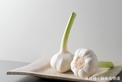 茄子|农村什么食物,防止高血压,要吃哪些降血压的蔬菜,你知道吗?