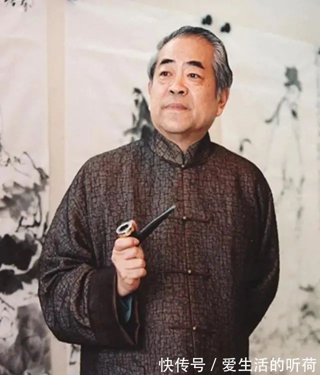 范曾@范曾的“贪吃蛇体”和林岫的“传统体”,谁的书法水平更高一筹?