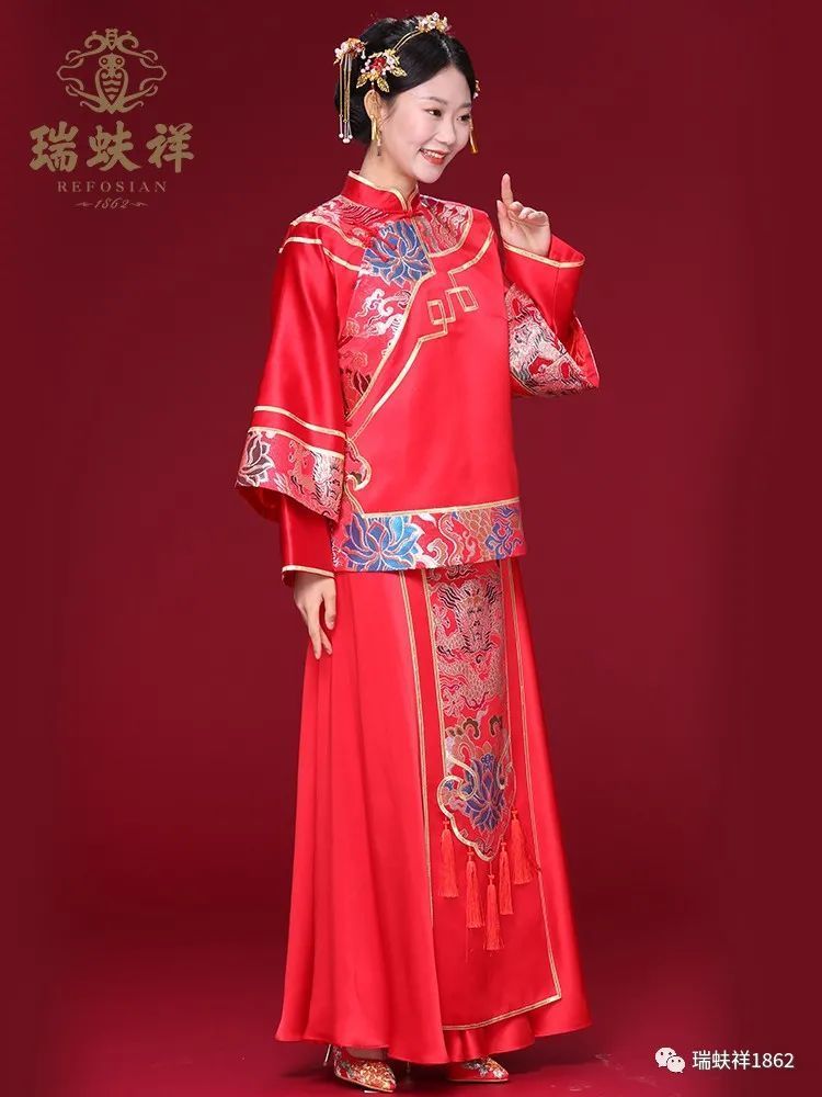 高级定制中式婚服,让您成为全场最美的新娘!