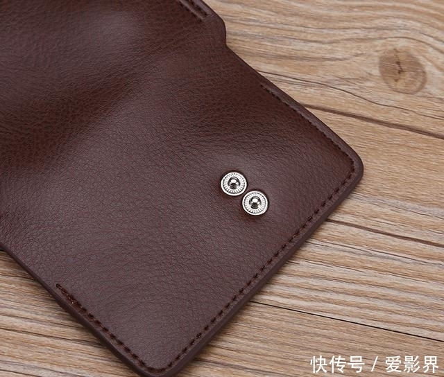 还有人把钥匙挂裤腰上?俗!如今流行这样挂,出门好用更体面