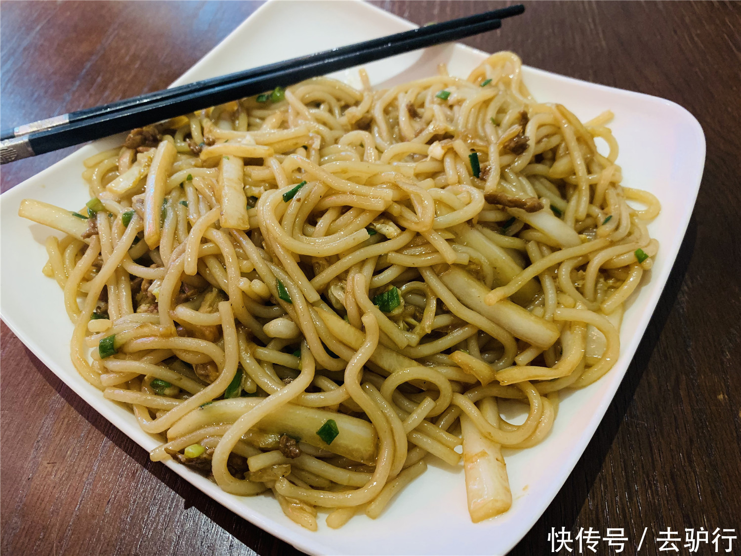 炒粉|江西上饶吃的东西太便宜了,一盘炒粉只要8元钱,在你那要多少?