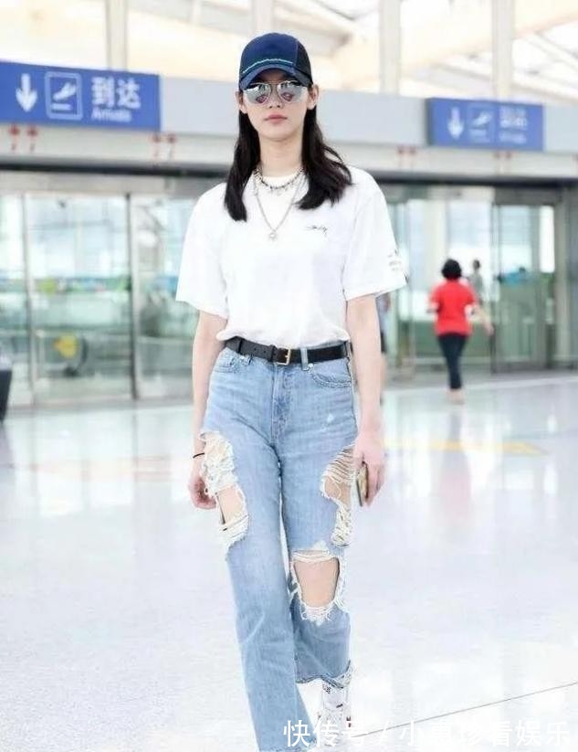 白t|一件白色t恤就能搞定夏季所有搭配,百搭时髦很显瘦!