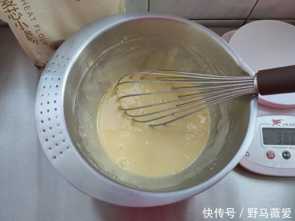 孩子最近就迷它,顿顿早餐嚷着吃,不揉面不擀面,出锅喷香又营养