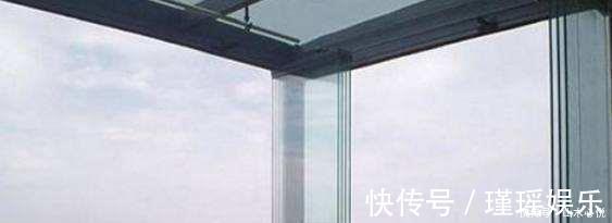 开阔|封阳台不要用铝合金窗了,有钱人都兴装这种替代,真的太聪明了