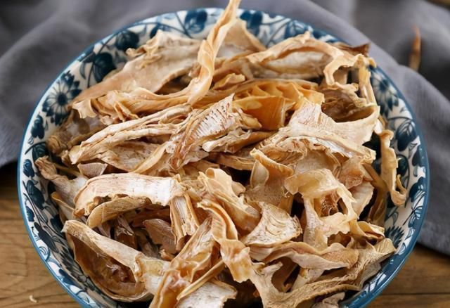 不怕过期的食材,一次性多做点存着,吃到明年也不坏,炖肉香极了