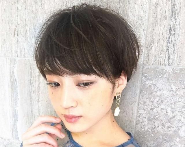 减龄 35岁左右女人适合什么发型?三组时尚减龄的日系发型,简单显气质