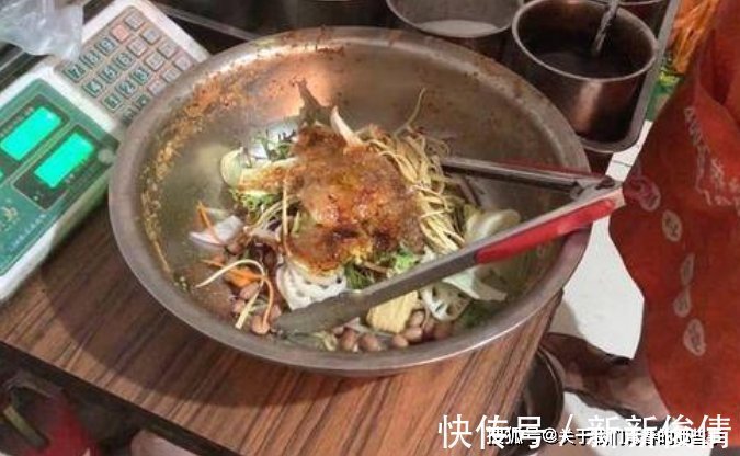 辣椒面|外面买的凉拌菜,秘诀是“汁蒜辣油”,香辣又入味,拌什么都好吃