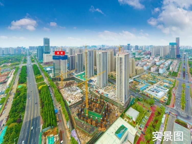 全城|不负一城仰望 海韵广场观涛火热认筹“红”动全城