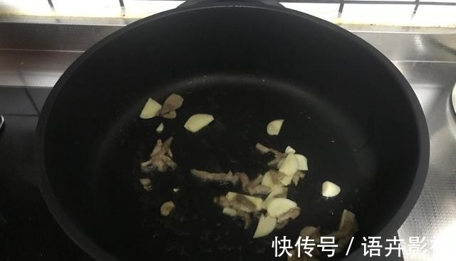 胆酸盐|秋季这菜要多吃,富含多种氨基酸,钙含量极高,孩子常吃长高个